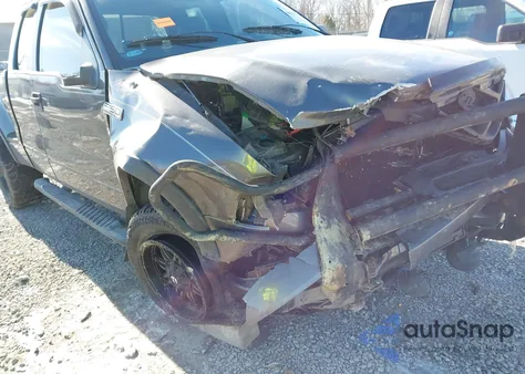 2005 Ford F-150 Fx4/Xlt z USA, uszkodzony, nr VIN 1FTPX04555KC77609